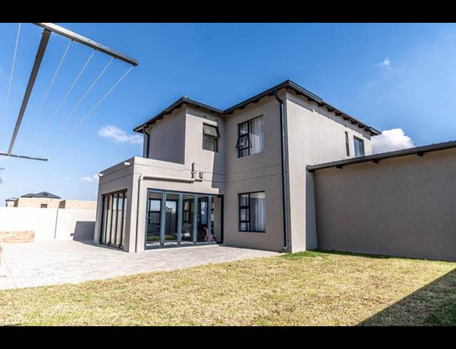 3 BEDROOM CLUSTER FOR SALE IN ZANDSPRUIT